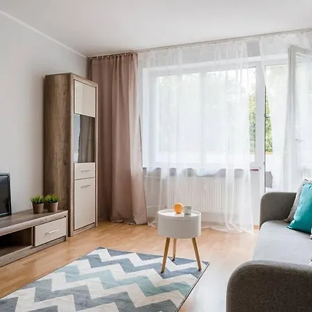 Apartmán Comfortable And Bright- Golden Apartments- City Center&T8 *